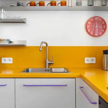 Colorful & Designer In The Centre Of By Renters Апартаменты *