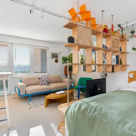 Апартаменты Colorful & Designer In The Centre Of By Renters Гдыня