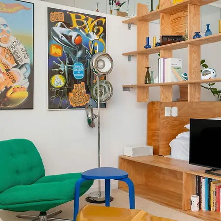 Colorful & Designer In The Centre Of By Renters Апартаменты