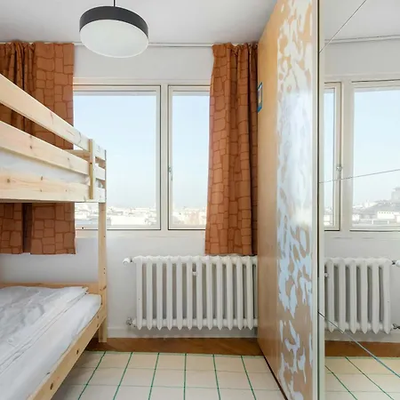 Апартаменты Colorful & Designer In The Centre Of By Renters *